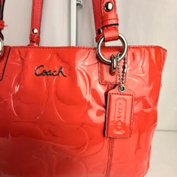 Coach Patent Leather Red Signature Embossed Tote Bag Shoulder Purse - Picture 4 of 11